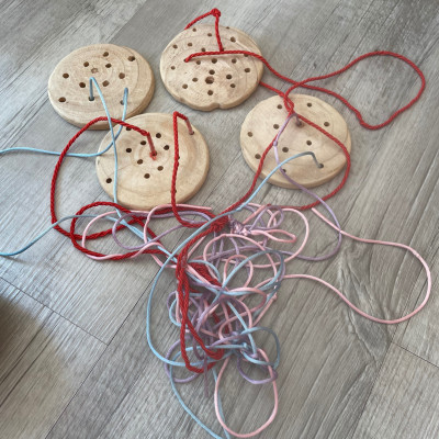 Natürliche Spielmaterialien